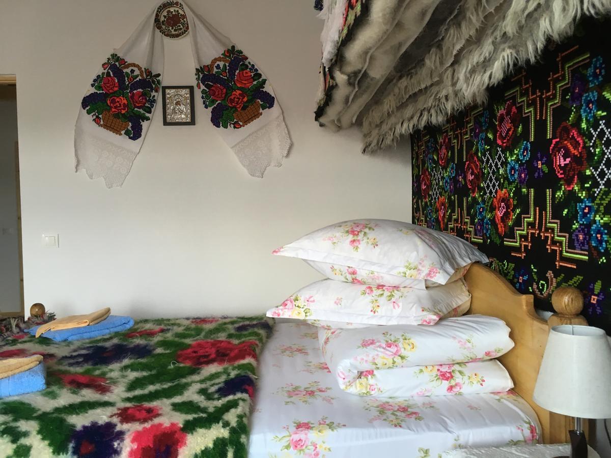 Sub Creasta Cocosului Otel Breb Dış mekan fotoğraf