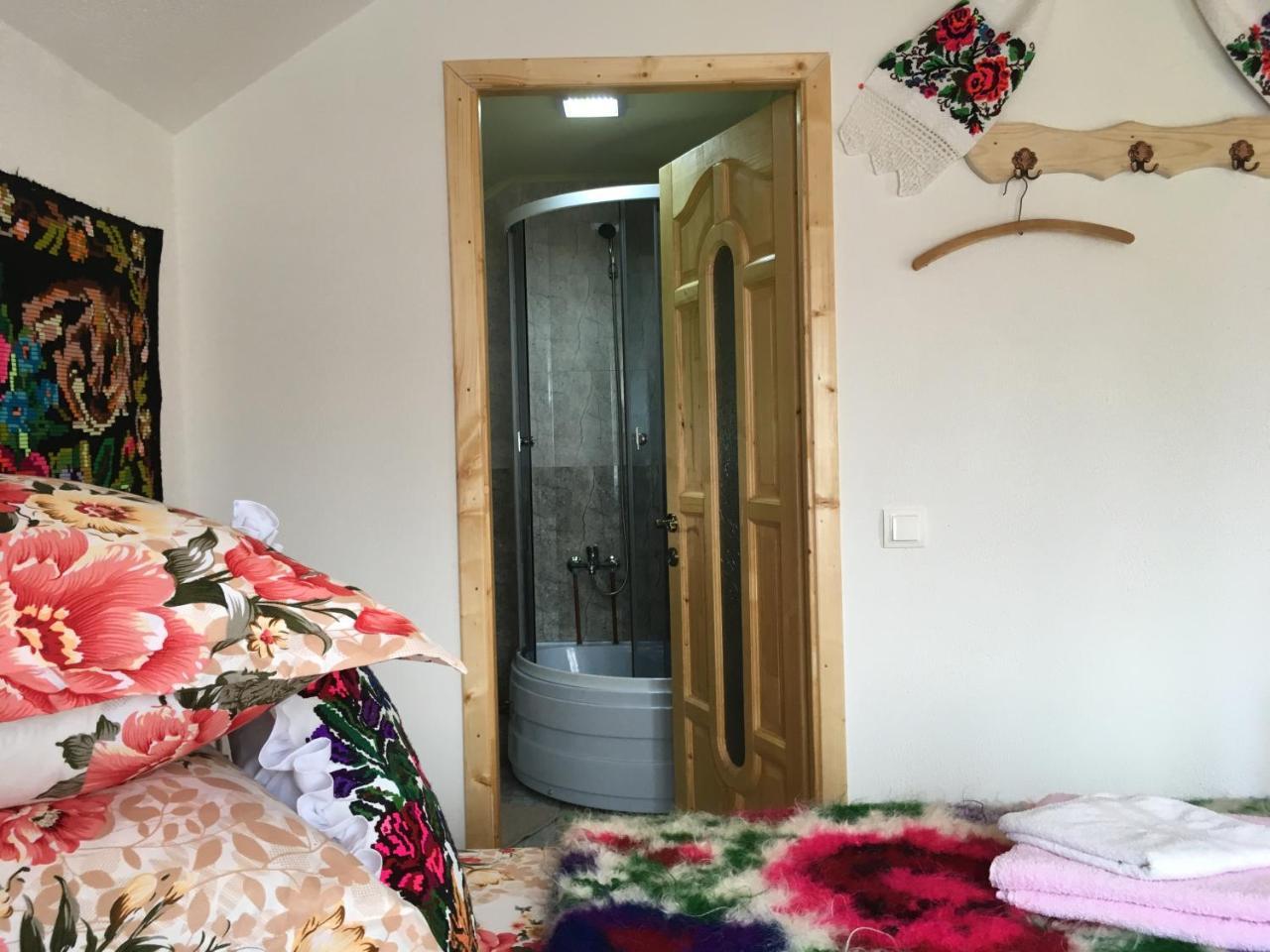 Sub Creasta Cocosului Otel Breb Dış mekan fotoğraf