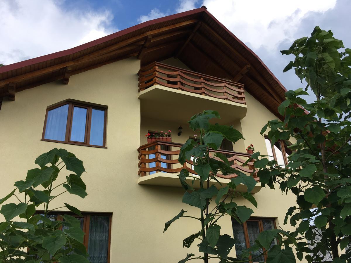Sub Creasta Cocosului Otel Breb Dış mekan fotoğraf
